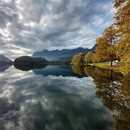 Villaggio Turistico Il Lago Dorato Carlazzo Exteriör bild